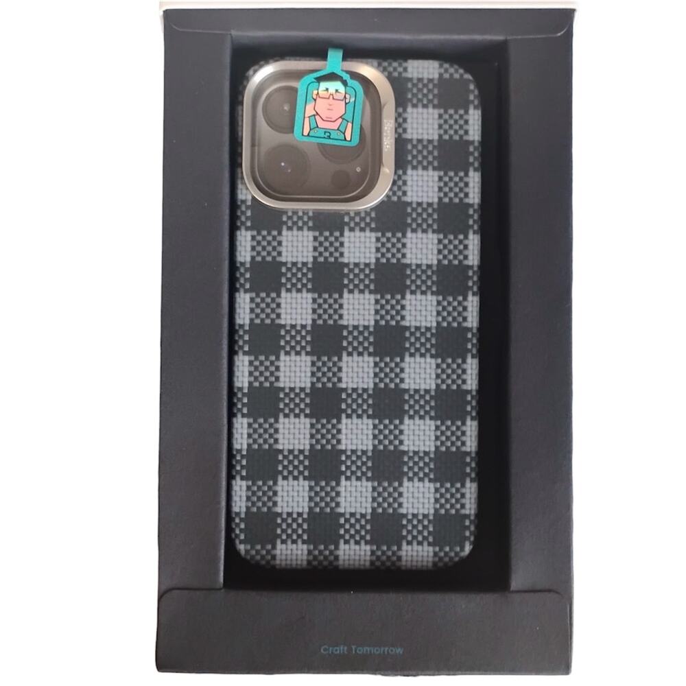Benks ArmorVichy Case for iPhone 16 Pro Fiber Magsafe Slim Plaid Gray Black